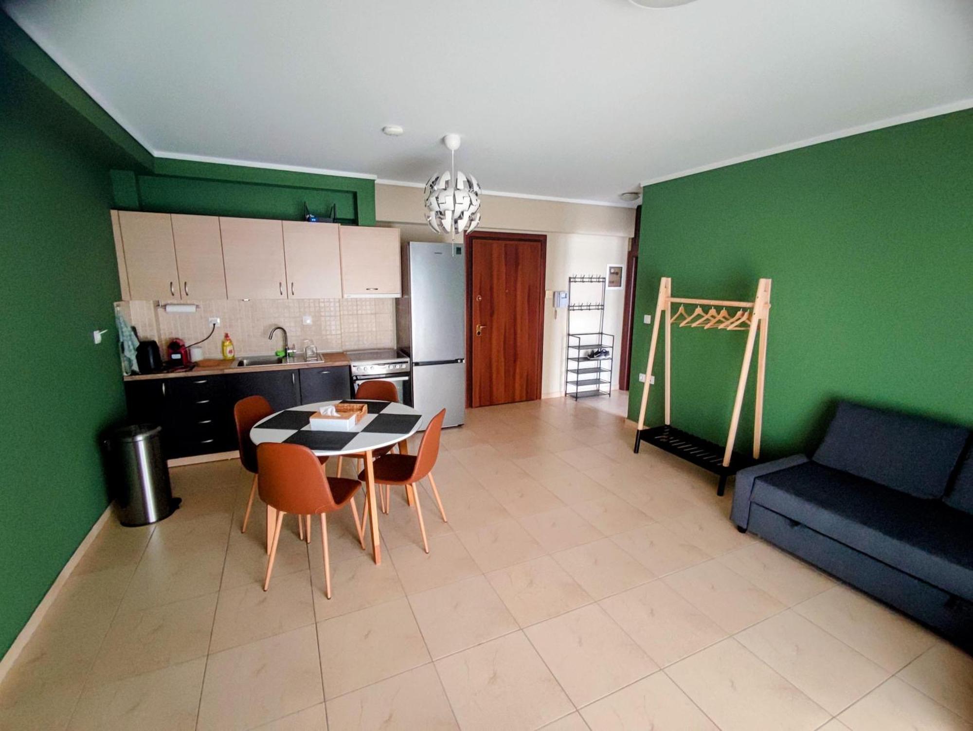 Cozy Apt! Friends & Family - Private Paid Parking Θεσσαλονίκη Εξωτερικό φωτογραφία