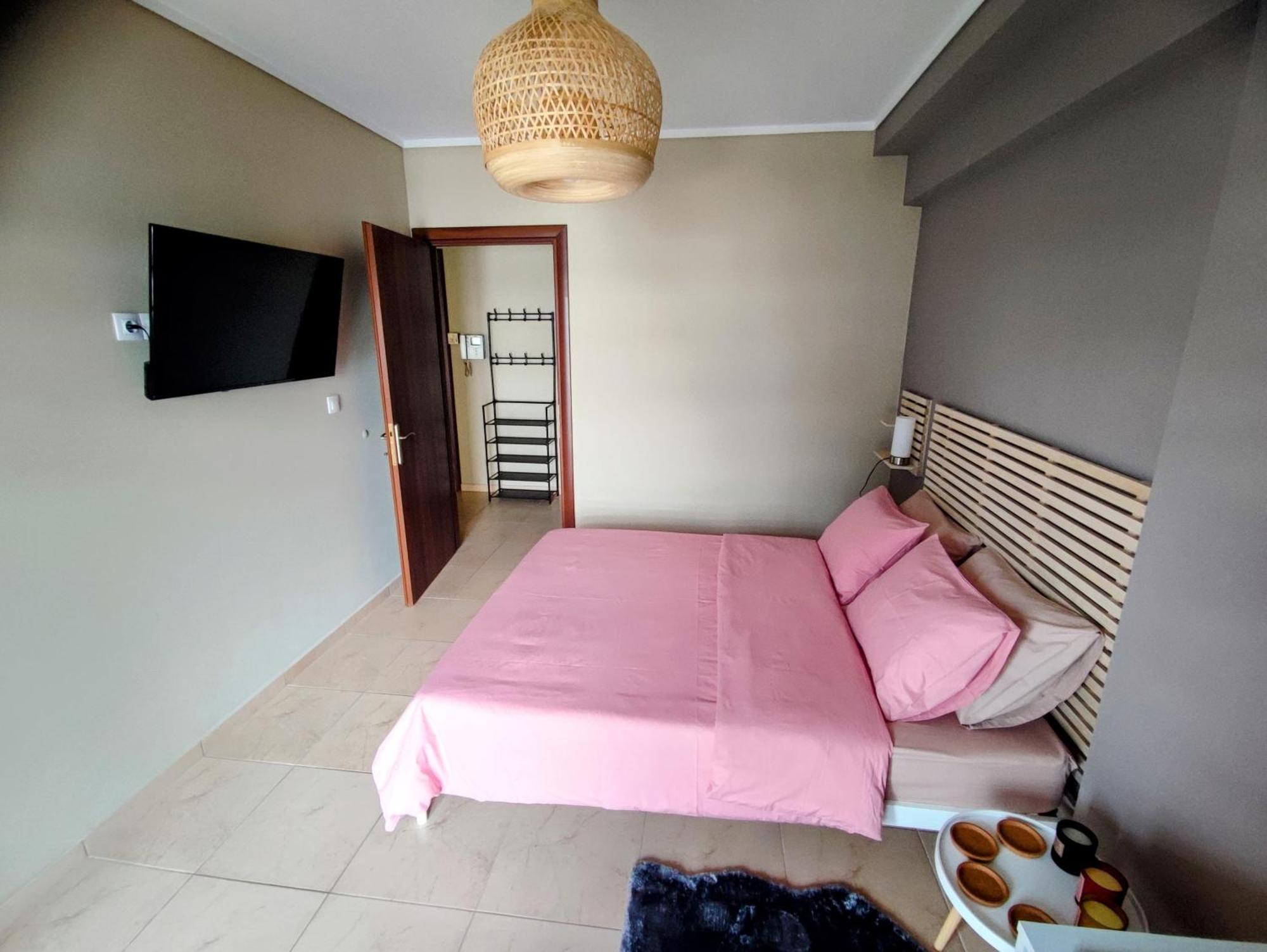 Cozy Apt! Friends & Family - Private Paid Parking Θεσσαλονίκη Εξωτερικό φωτογραφία